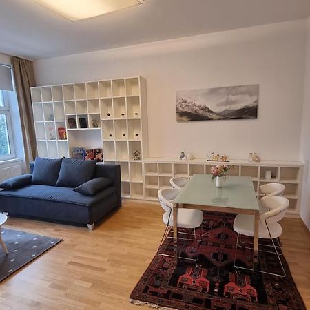 Sunny Apartment Next To Metro 1Br Vienna Luaran gambar