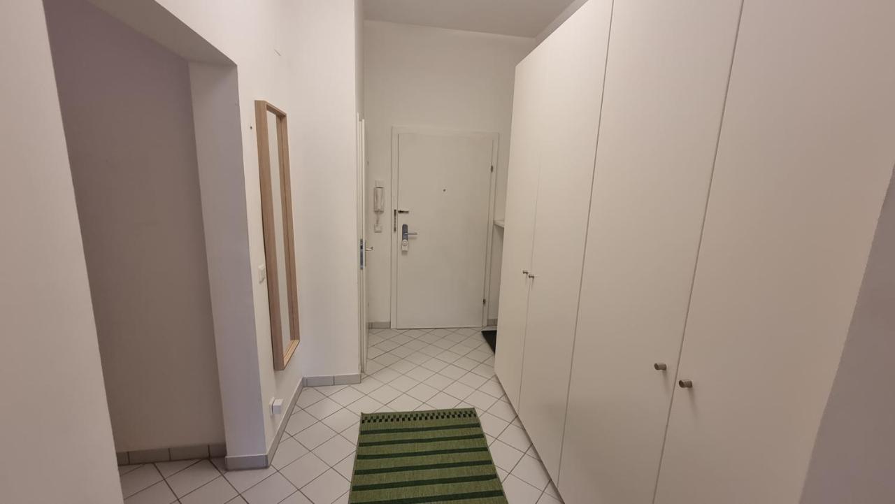 Sunny Apartment Next To Metro 1Br Vienna Luaran gambar
