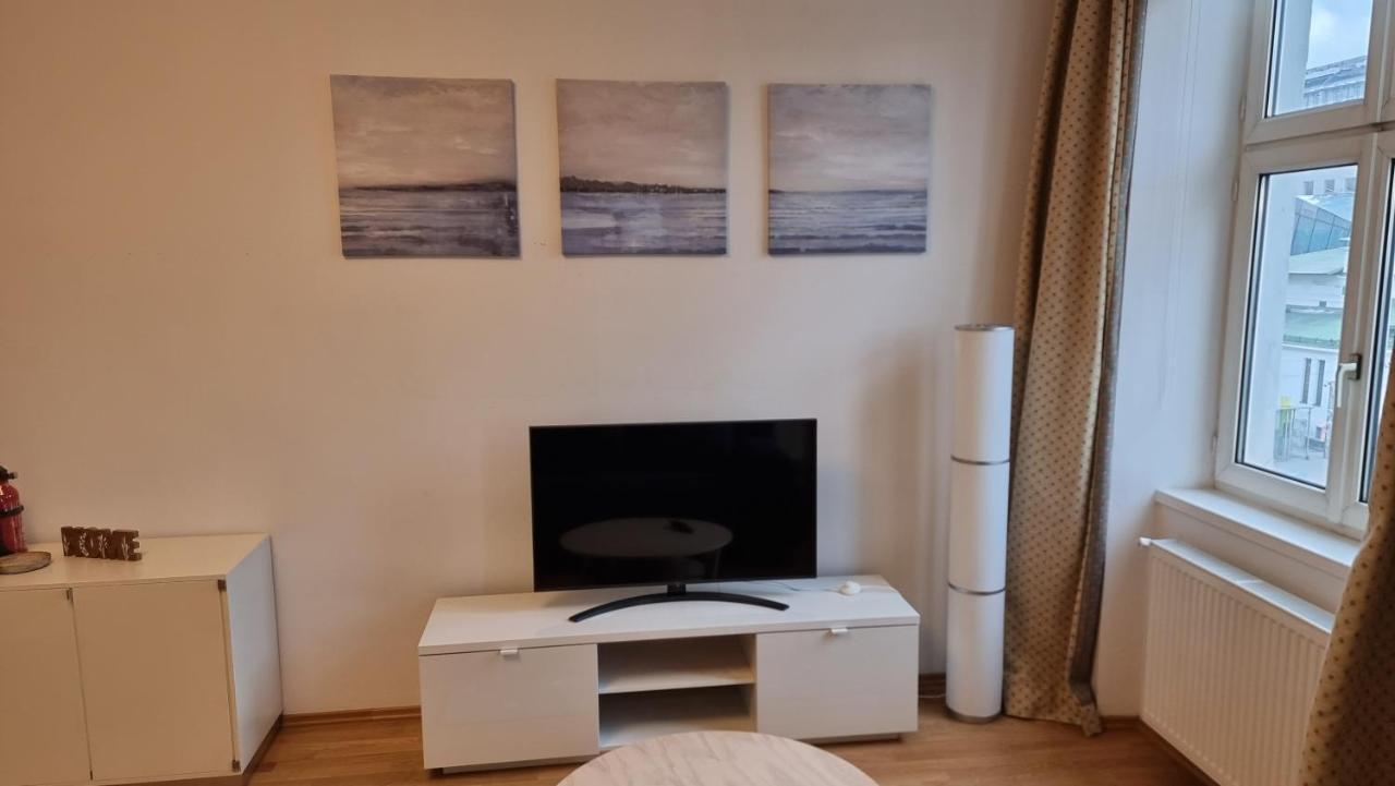 Sunny Apartment Next To Metro 1Br Vienna Luaran gambar